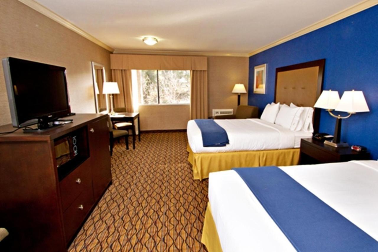 Holiday Inn Express Port Hueneme By Ihg Habitación foto