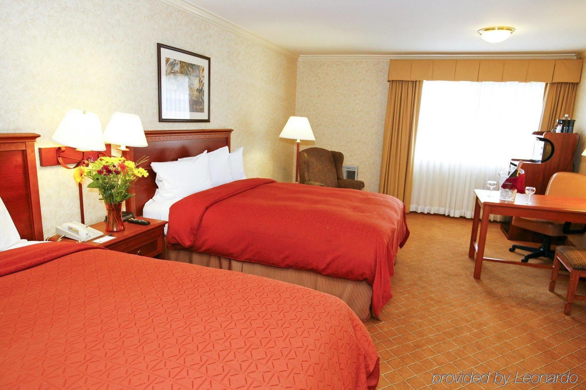 Holiday Inn Express Port Hueneme By Ihg Habitación foto